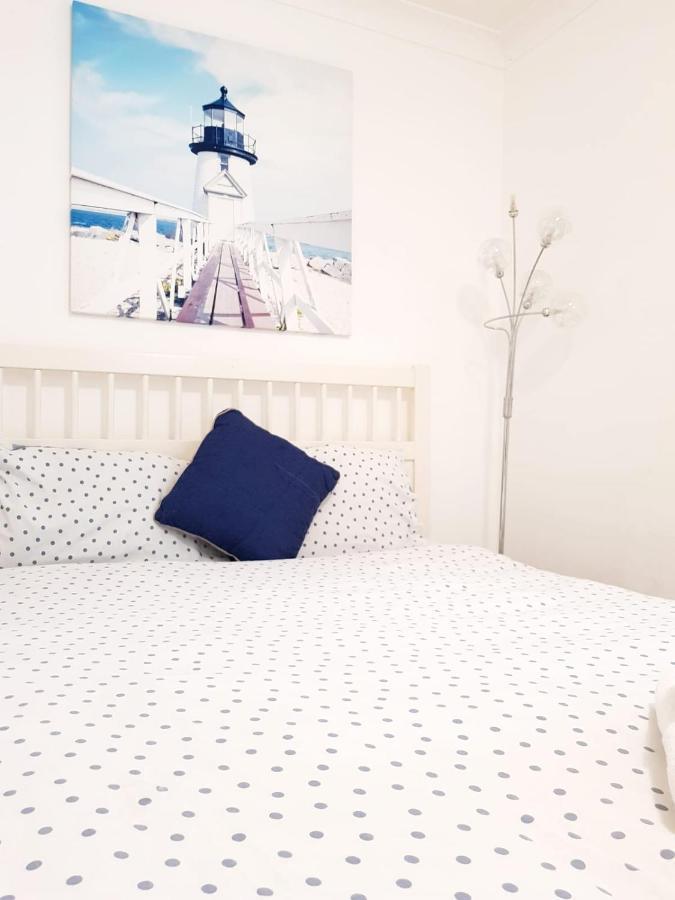 Commercial City Rooms Londra Exterior foto