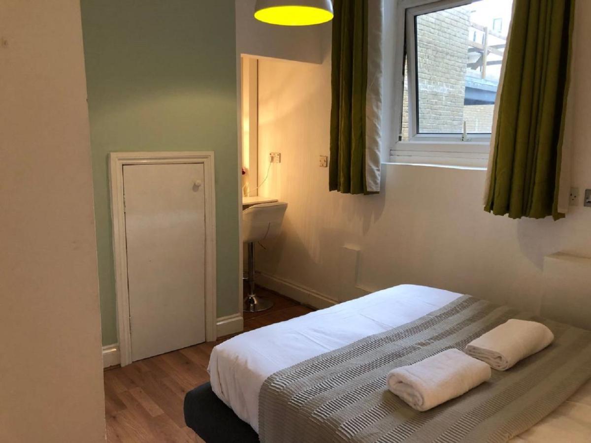 Commercial City Rooms Londra Exterior foto